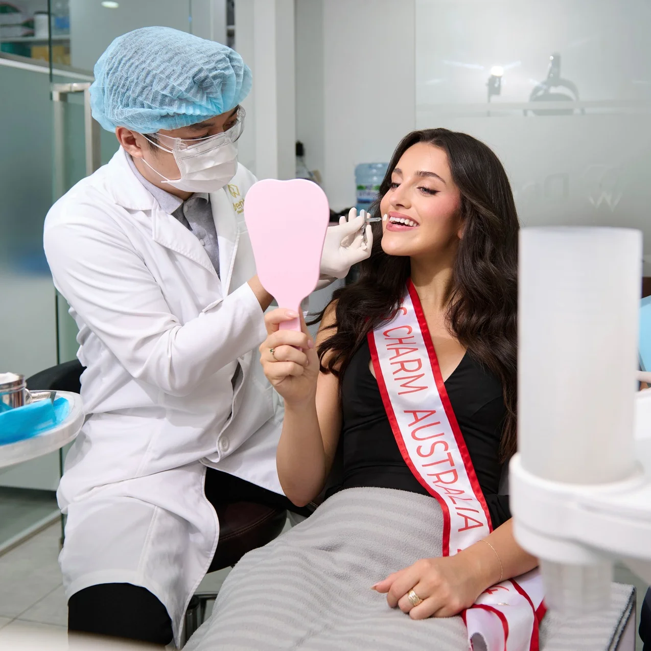 Nha khoa Dentos là TOP 1 đơn vị tiêu thụ răng sứ Orodent và Cercon chính hãng tại Việt Nam